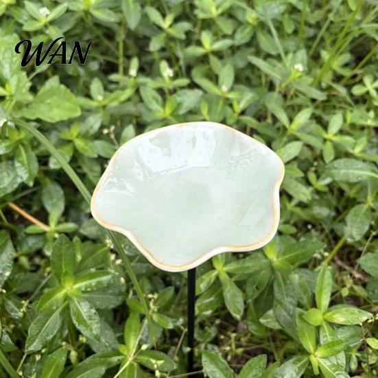 Bee Drinking Fountain Waterer with Stand, Butterfly Station Garden Art, Durable Metal Ornament Flower Bird Bath for Outdoor Yard, Pollinator