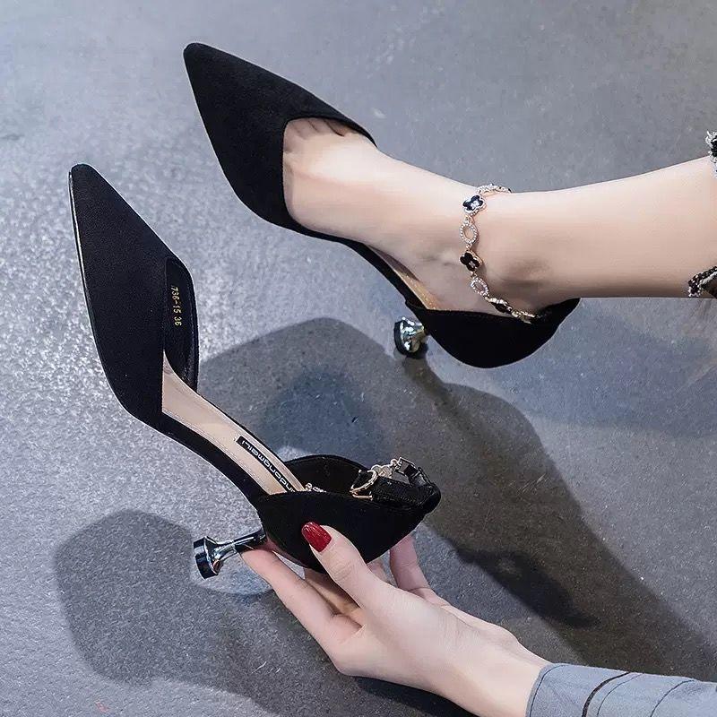 Женские туфли на высоком каблуке телесного цвета, тонкий каблук, новая модель весна-осень, средний каблук, сандалии с полым верхом и ремешком на щиколотке, туфли-лодочки на низком каблуке для женщин