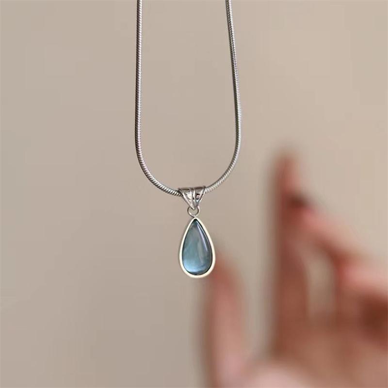 Vintage Temperament Irregular Water Drop Pendant Necklace For Women Girls Retro Elegant Necklace Wedding Engagement Jewelry Gift
