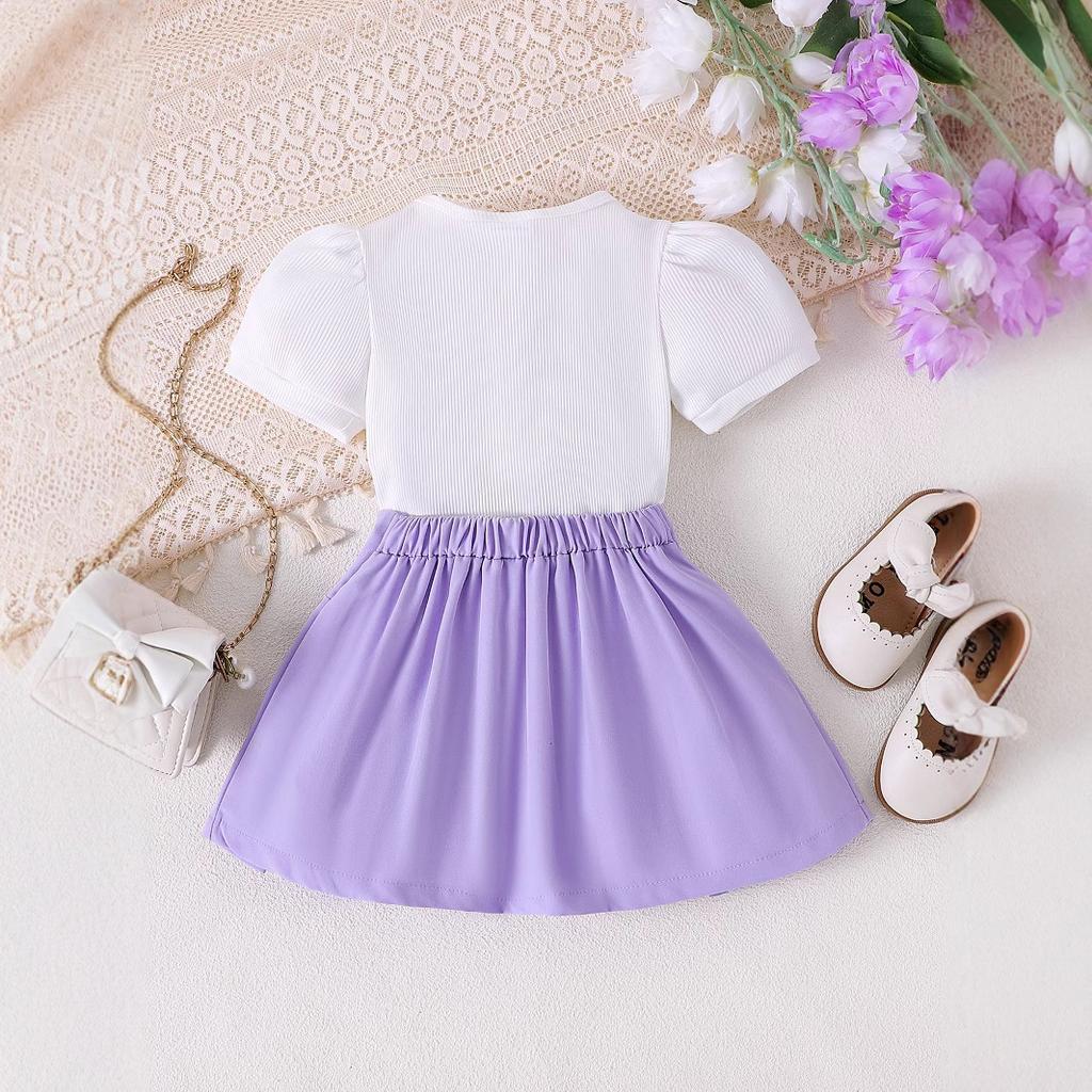 Модный и милый комплект для девочек 2025 года, летний детский комплект с короткими рукавами, бантом, пышными рукавами и плиссированной юбкой с высокой талией