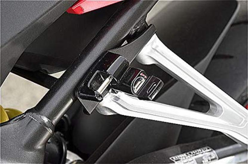 BABY FACE Helmet Lock for CB250R/CBR650R, Black, 009-LCH10BK