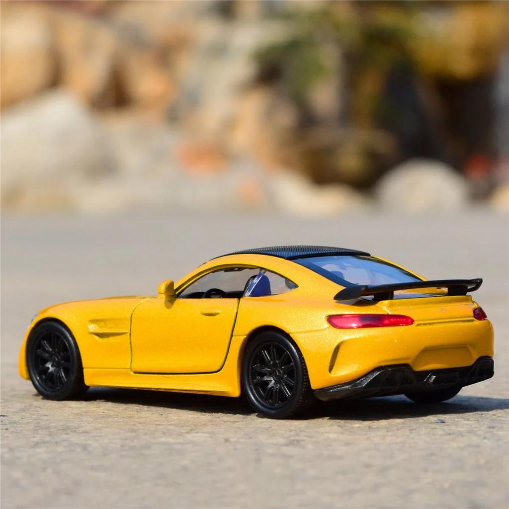 Welly 1/36 Mercedes-Benz AMG GT R Alloy Sports Car Model Diecast Metal Toy Vehicle Model Simulation Collection Children Gift