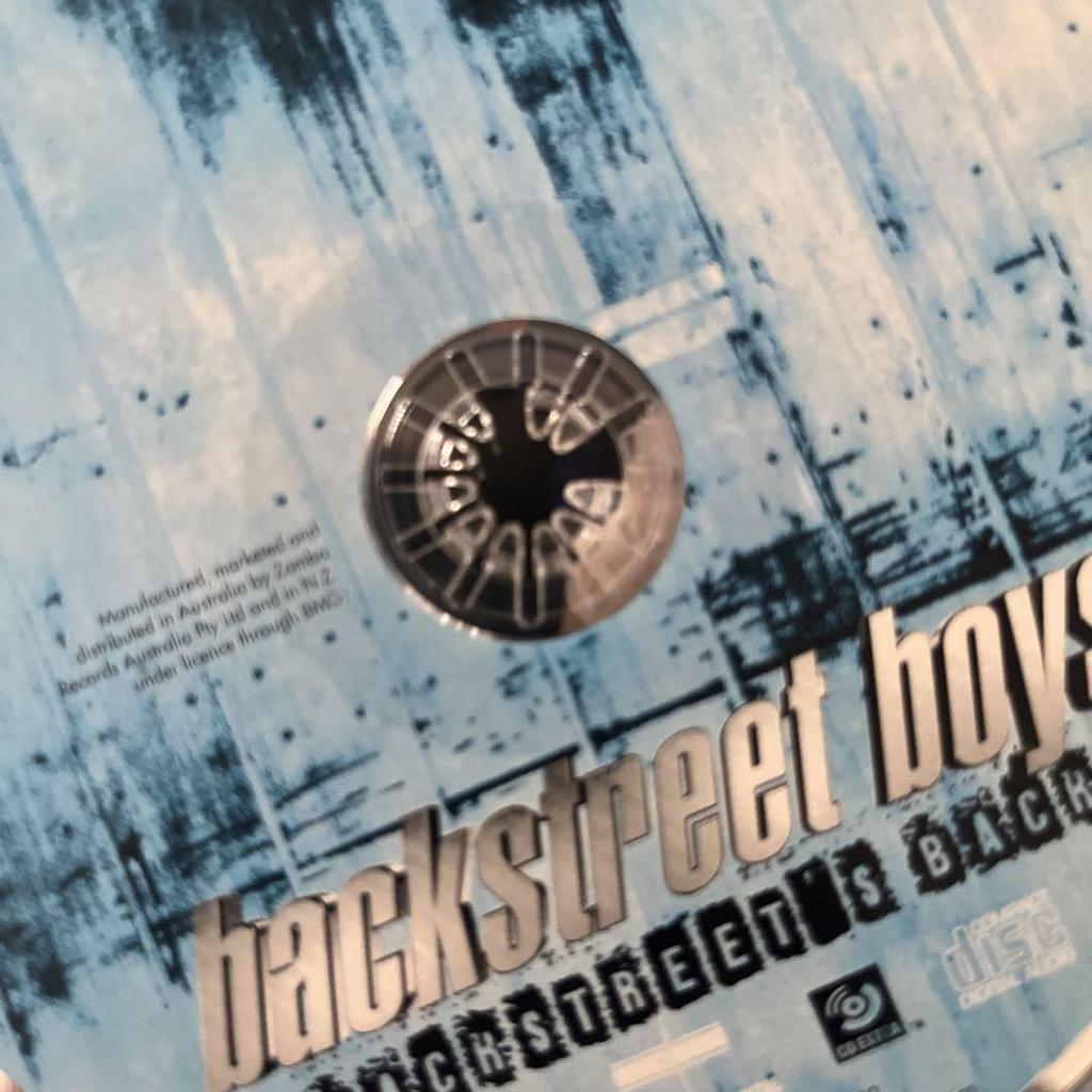 [USED] Backstreet Boys 3 CDs, 1 CD DVD, 2 postcards