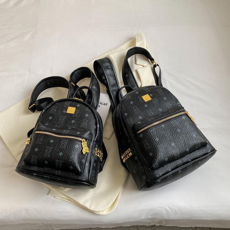 Милый рюкзак с принтом медведя 2025 новая мода универсальный большой вместимости легкий рюкзак-сумка