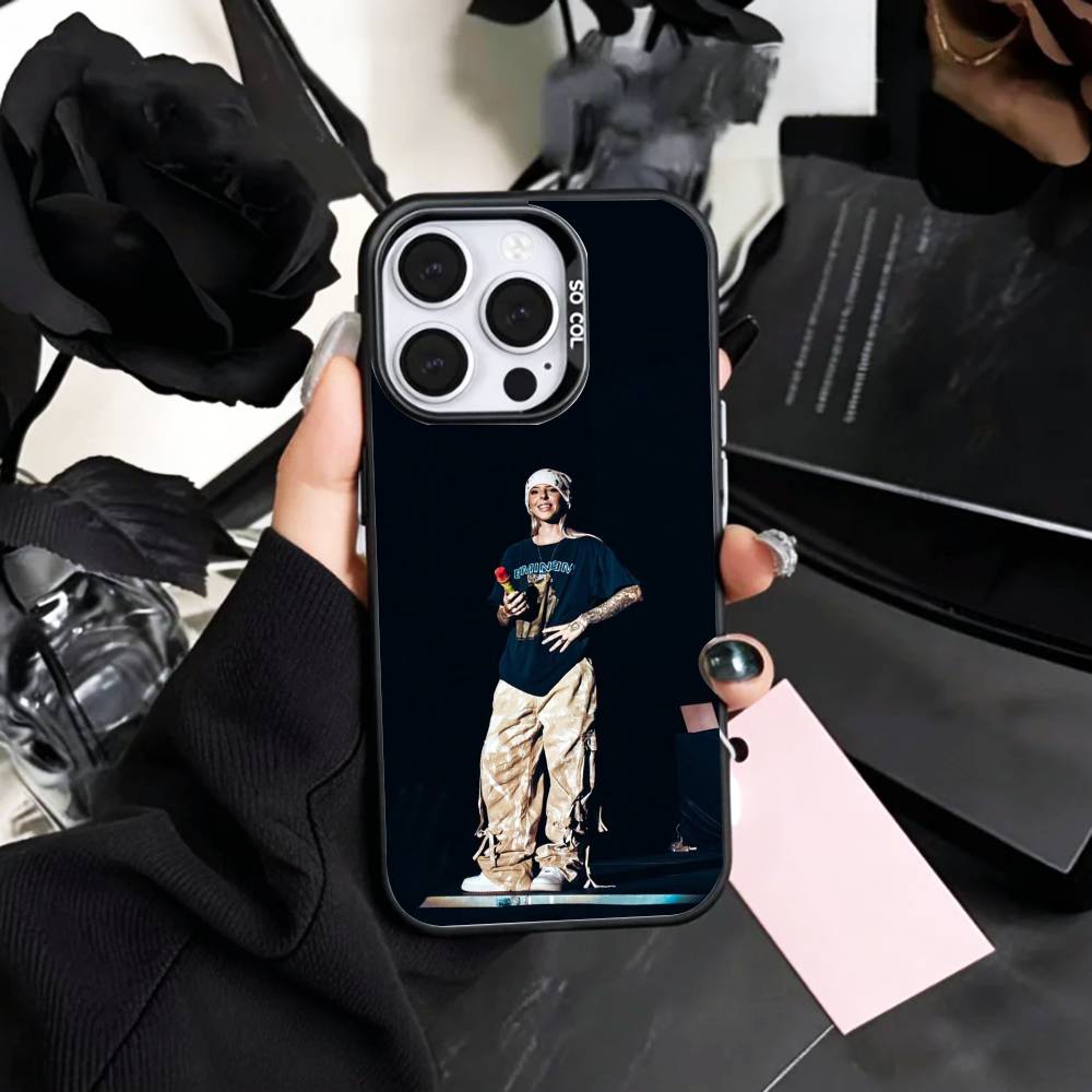 Певица Young Miko Не беспокоить Чехол для телефона для iPhone 17, 16, 15, 14, 13, 12, 11 Plus, Pro Max Цветной Посеребренный Внутренняя крышка