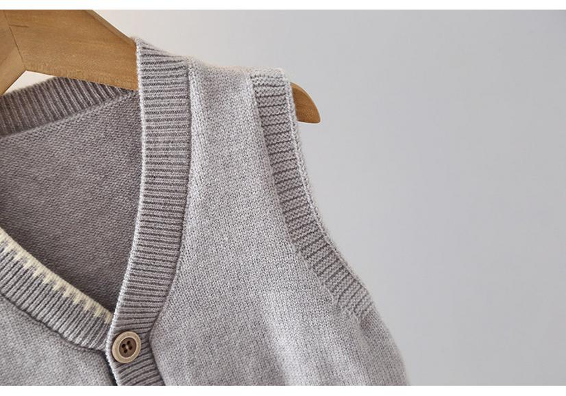 2026 Spring/Autumn Boy's Sleeveless Knit Cardigan Vest