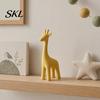 3D Printed Giraffe Figurine Desk Decor, Modern Cartoon Animal Statue, Minimalist Small Statue Bedside Table for Living Room Entryway, Home Gift