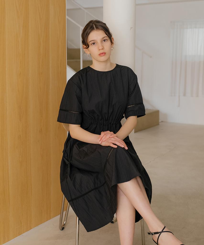 Unis Crease Black String Dress