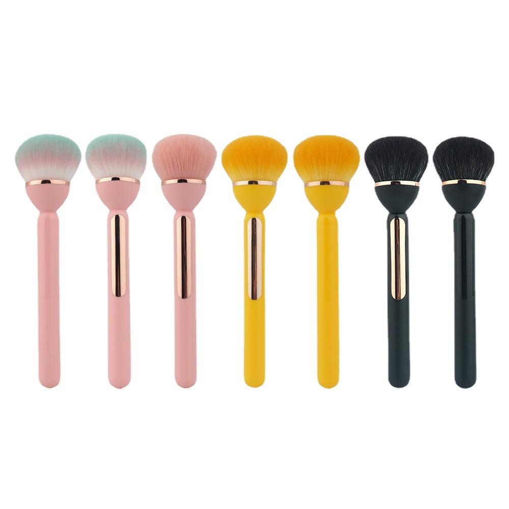 Пушистая кисть для макияжа, большие румяна для основы, профессиональная кисть для макияжа, контурная кисть для консилера, маленькая кисть для румян с лампочкой