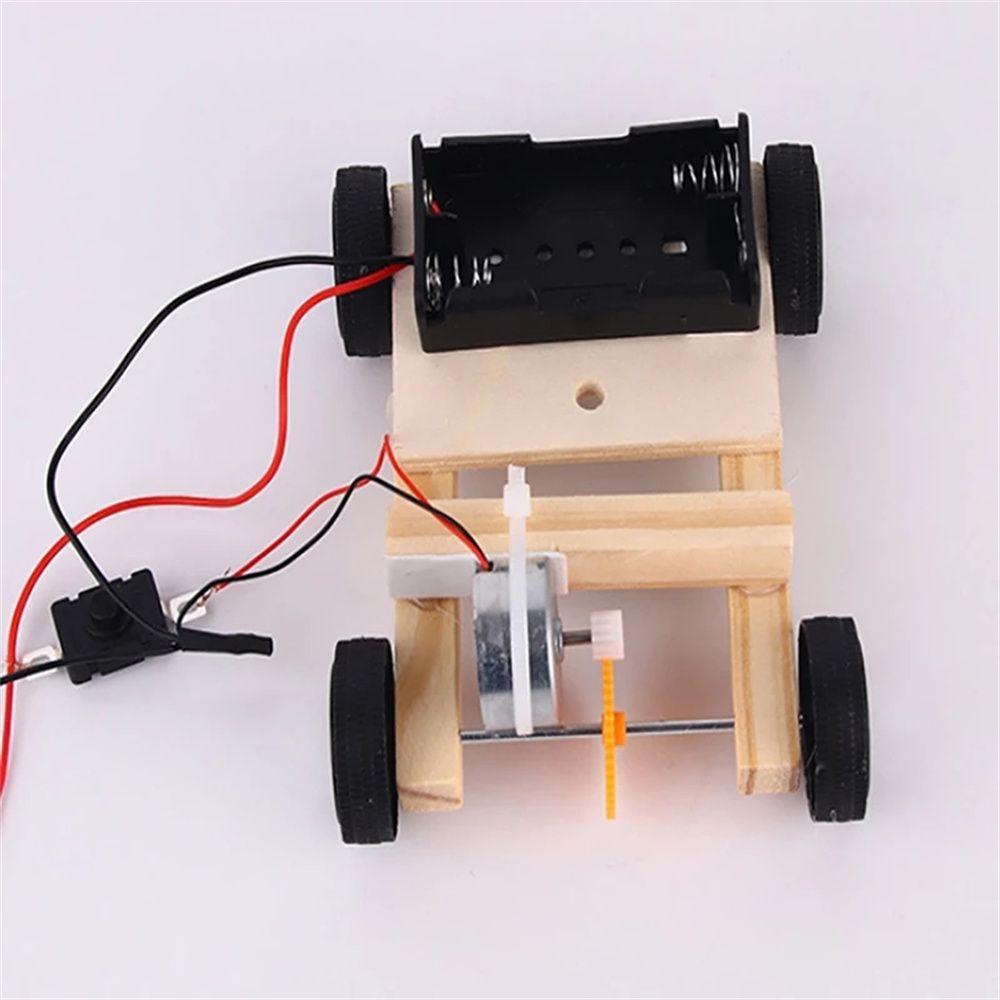 Наука об оборудовании Развивающие игрушки Технология Изготовление игрушек Технологические изобретения Сборка Солнечного автомобиля