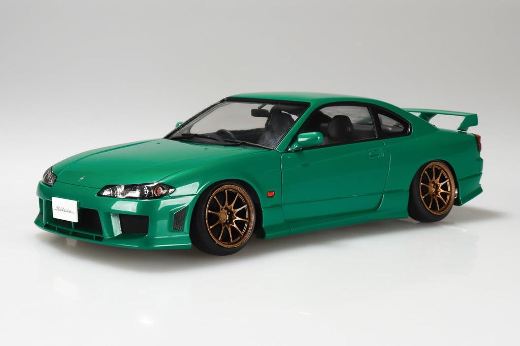 Aoshima Bunka Kyozai The Tuned Car 105 S15 Silvia Пневмоподвеска Кастомный Пластиковый Модельный Комплект Co., Ltd. (АОСИМА) нет. 1/24 '99 (Nissan)