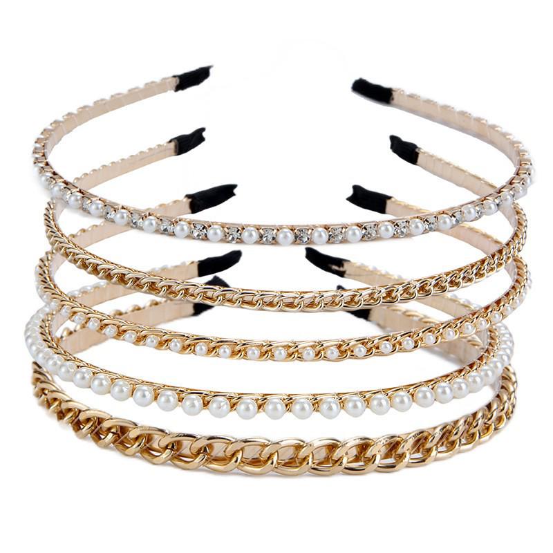 Элегантная жемчужная цепочка ручной работы - узкий дизайн из металла и бусин