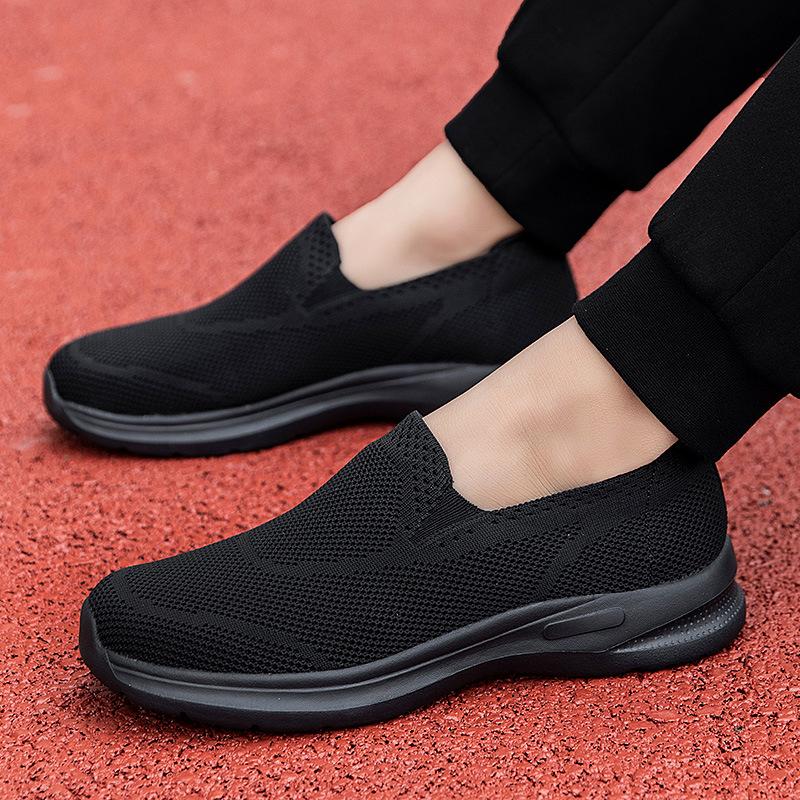 New lightweight walking shoes spring and summer cloth shoes men's casual sports shoes women's large size mother shoes