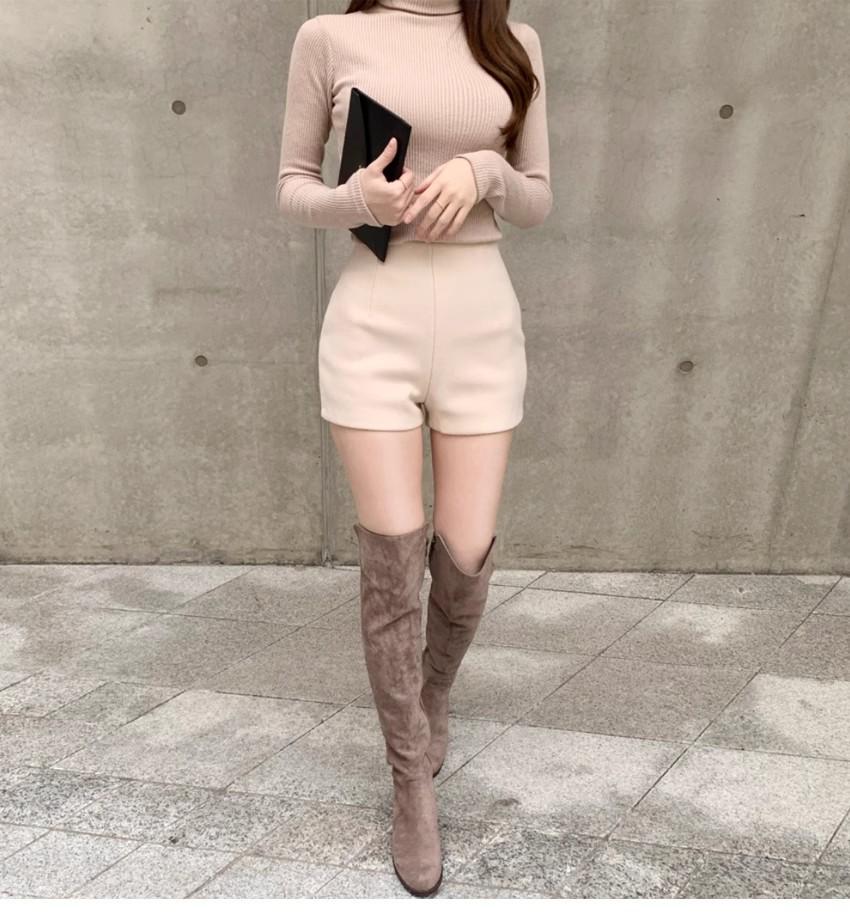 Женские черные шерстяные шорты с высокой талией - Универсальный стиль леггинсов на осень/зиму