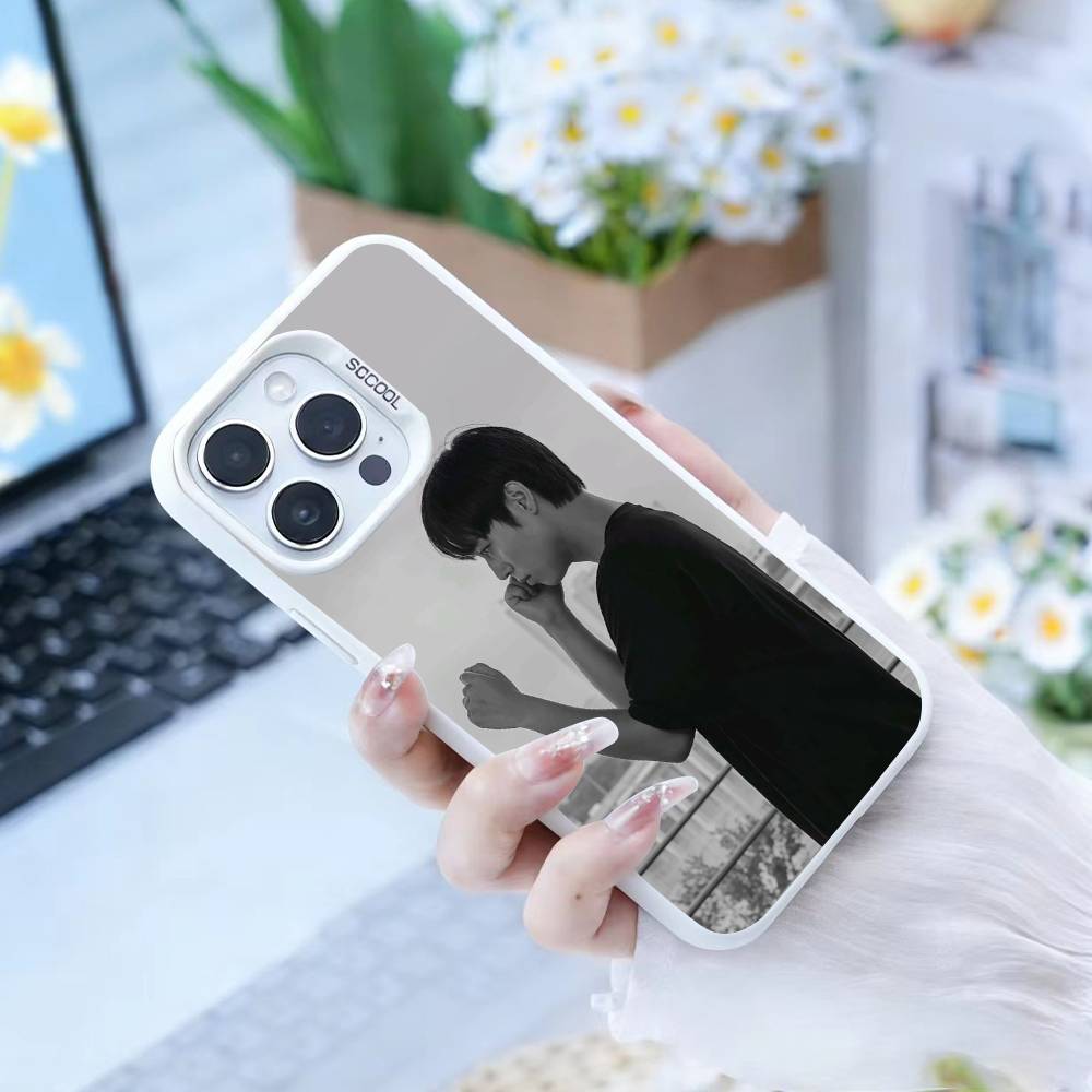 Чехол для телефона W-weak Hero-o Class для iPhone 16,15,14,13,12,17,Pro,MAX белый Матовый Ударопрочный Чехол