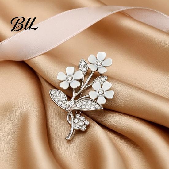 Floral Scarf Pin Rhinestone Flower Brooch Pin, Bling Lapel for Women, Coat Shirt Sweater Dress Decorative Accessory Badge