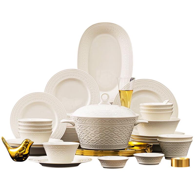 Jingdezhen Palace Style French Relief Bone China Dinner Plate