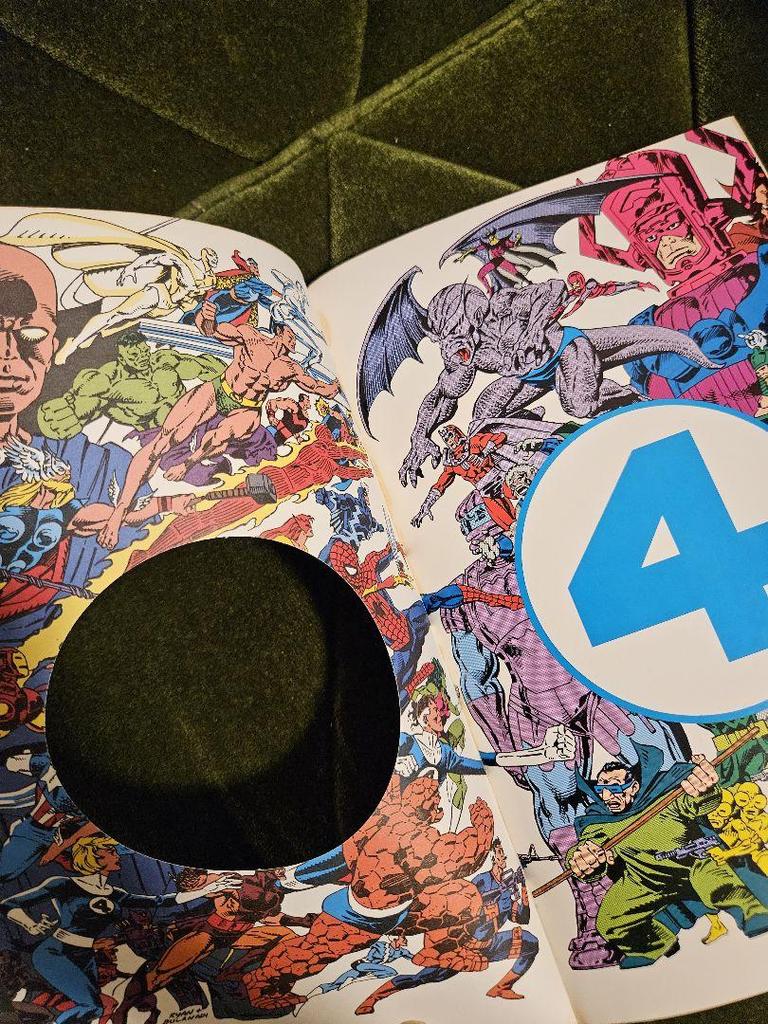 [USED] Fantastic Four 358 American Comic Leaf