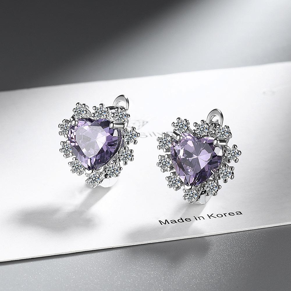 Серьги-гвоздики в форме сердца простые и нежные, модные, сверкающие, классические, с циркониевым покрытием, для женщин, ослепительные, элегантные, женские аксессуары, ювелирные изделия, неподвластные времени