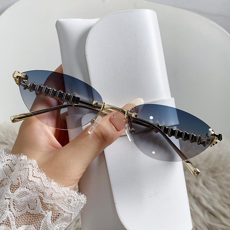 New Fashion Rimless Cat Eye Female Sunglasses High Quality Vintage Metal Frame Sun Glasses Shades UV400 Eyewear