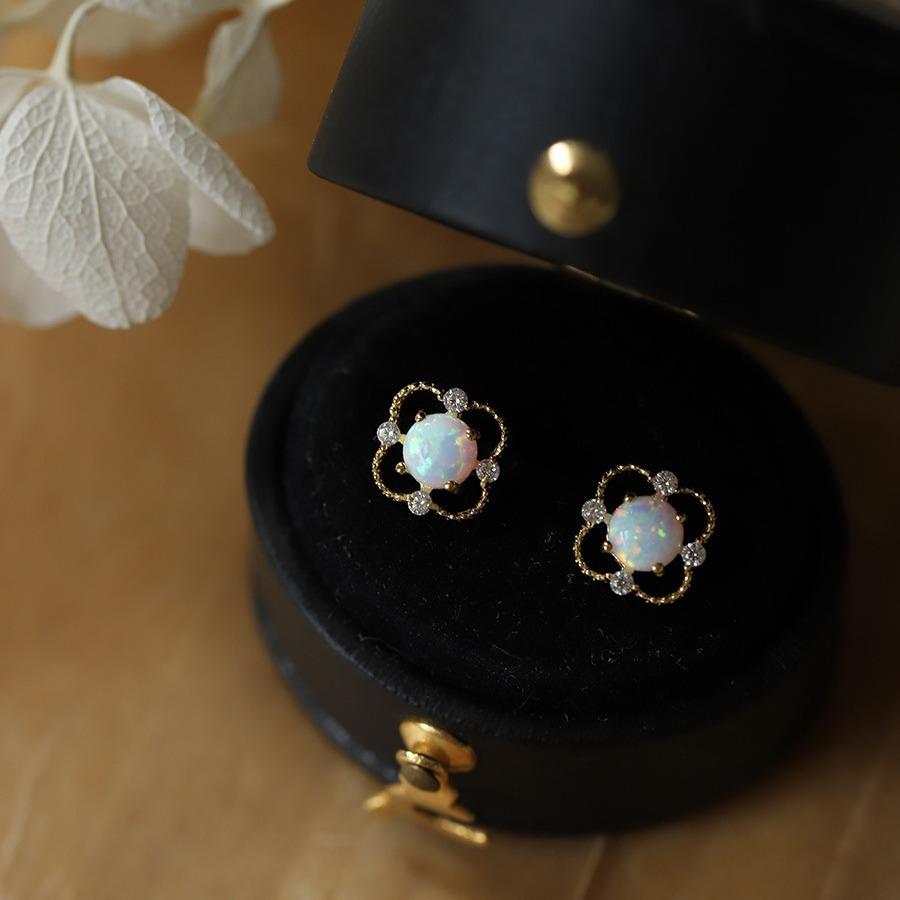 925 Sterling Silver Electroplated 14K Gold Earrings for Women French Imitation Opal Zirconia Flower Light Luxury Earrings