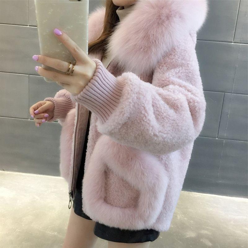 Модное и теплое женское короткое пальто с капюшоном в корейском стиле из ягненка