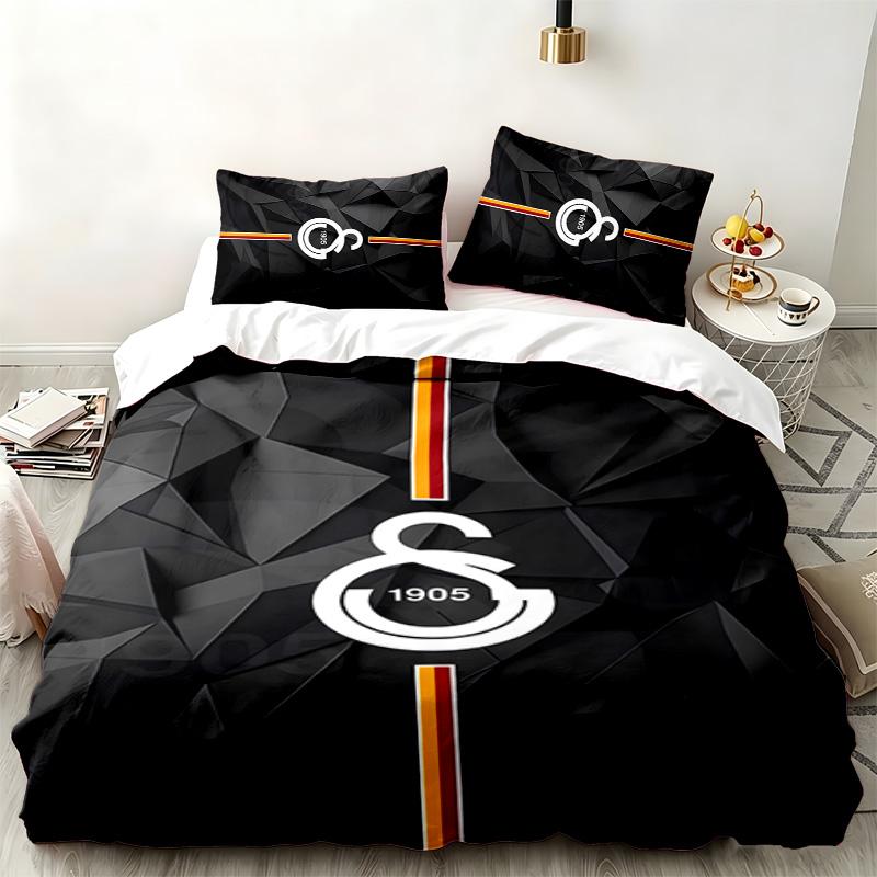 Galatasaray 3pc set Perfect for bedroom use Comfortable bedding set includes a duvet cover and two pillowcases Ideal birthday or Christmas gift