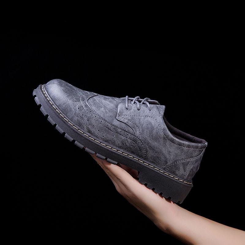 Men Classic Dress Shoes Leather Carved Formal Shoes Oxford Sneakers Pointed Leather Dress Shoes