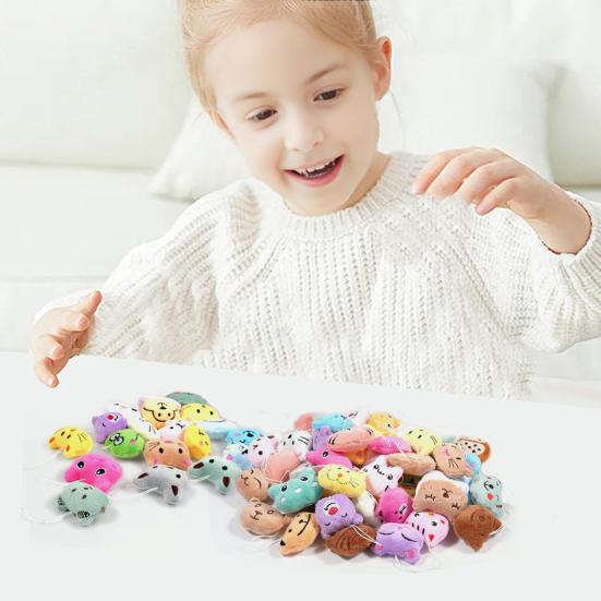 50 шт. Мини мягкие игрушки брелок Игрушки для когтевого автомата Карнавальные пакеты для угощений Пасхальные подарки на день рождения для детей