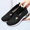 Summer New Casual Fashion Women's Shoes Soft Sole Breathable Mother Shoes Old Beijing Cloth Shoes