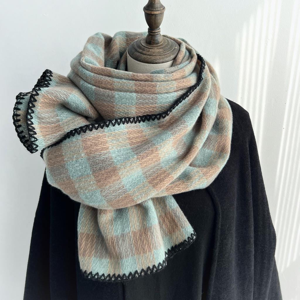 Retro Green Plaid Scarf Women's New Winter Warm Korean Style Student Shawl Dual Purpose Pink Scarf
