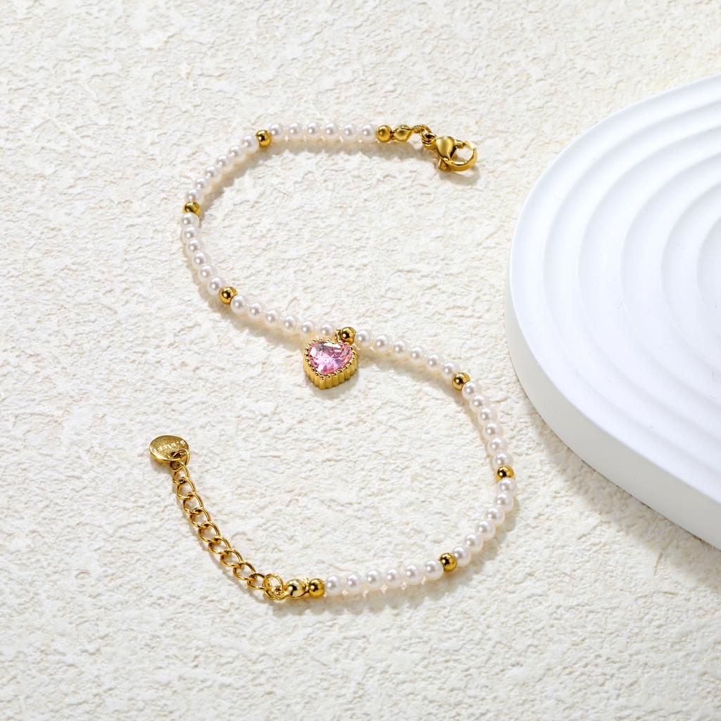 Fashionable Girl White Pearl Bracelet with Heart-shaped Moonstone Pendant, INS Sweet and Romantic Jewelry for Girls Waterproof