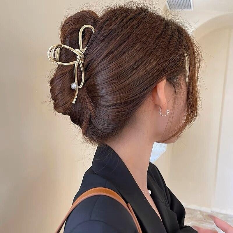 2023 New Metal Hair Claw Clip Korean Geometric Moon Star Hair Crab Clips Hairpins For Women Hair Jewelry Accessories Headwear