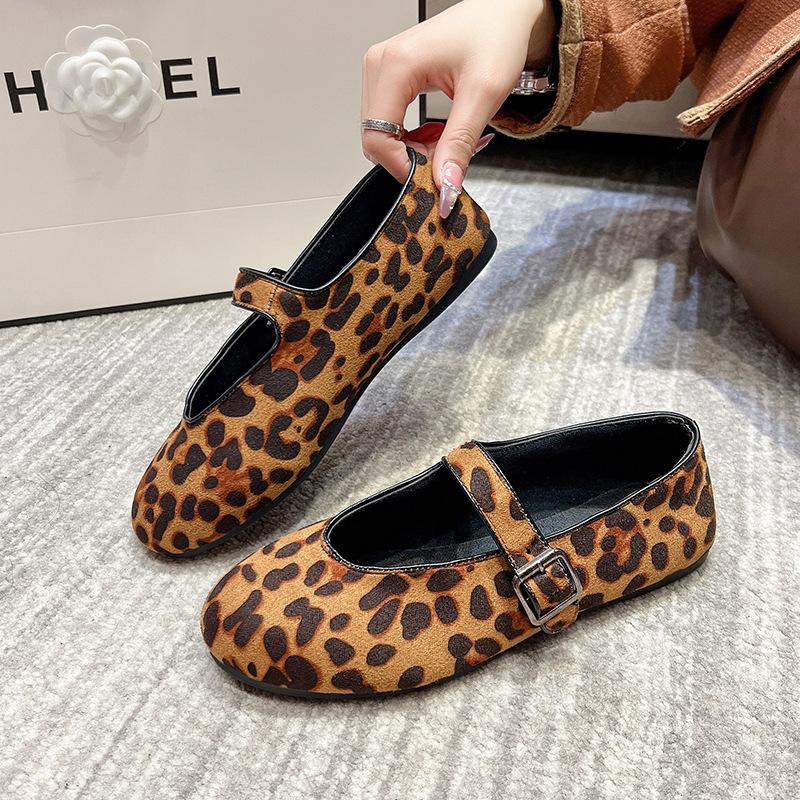 Niche Retro Round Head Light Mouth Suede Leopard Print Mary Jane Women's Shoes 2025 Early Autumn New Versatile Flat-soled Single Shoes Women