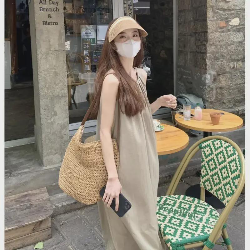 Женское летнее платье без рукавов в корейском стиле белого цвета для похудения