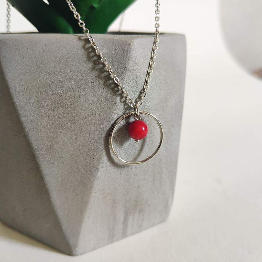 Серебряное колье с кораллом, вес изделия 2,85 гр (2145622)