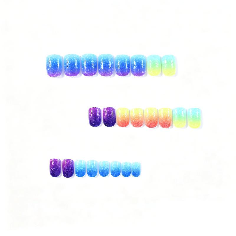 24 pieces, hot-selling manicure, high-fashion dopamine color gradual change design, short square wearing armor wholesale