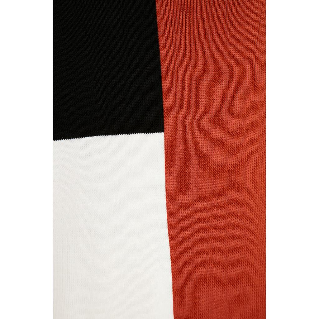 Black Color Block High Collar Knitwear Sweater Tctaw22ak0054