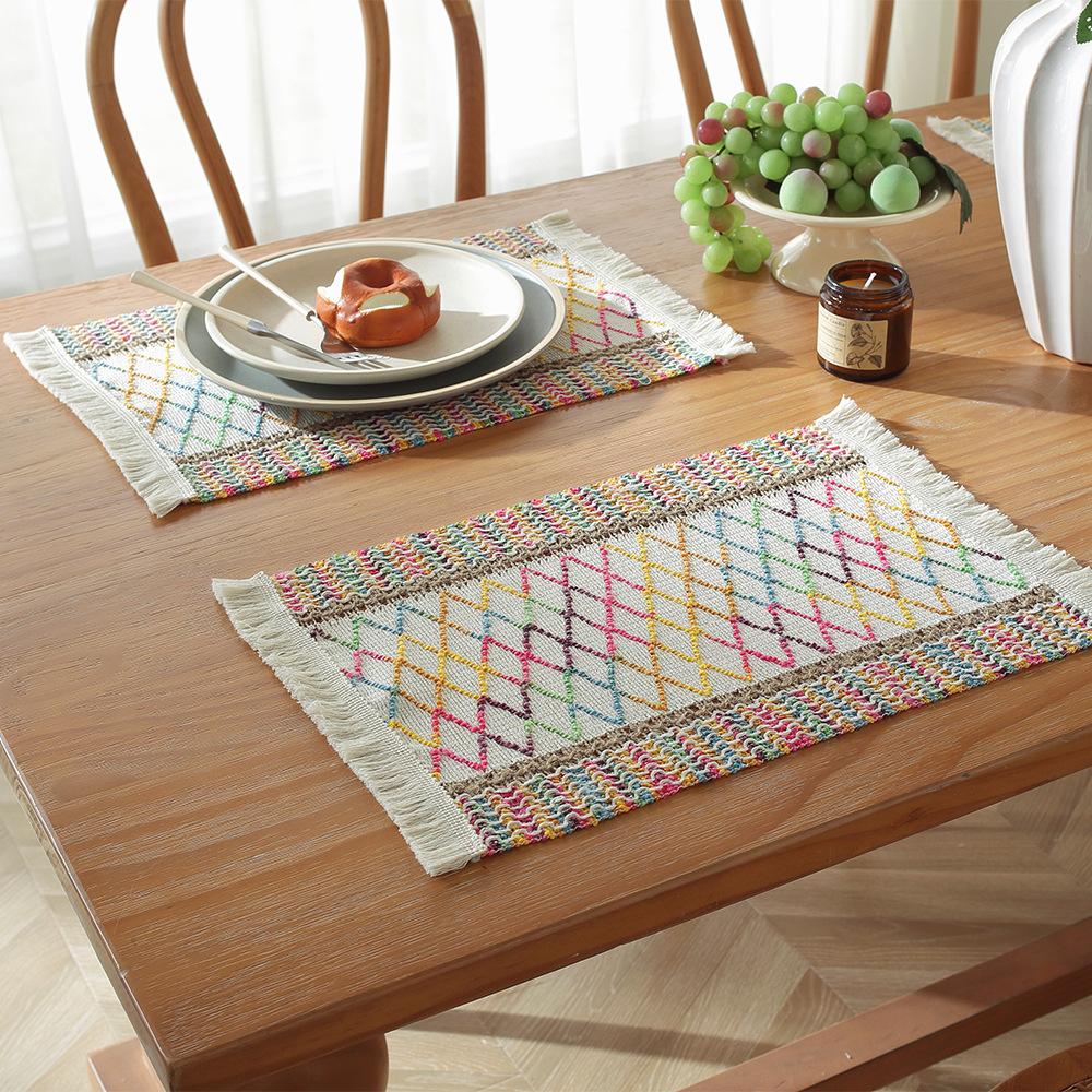 New cotton and linen rope placemat, festival placemat, woven color matching striped fringed bowl mat, spot.
