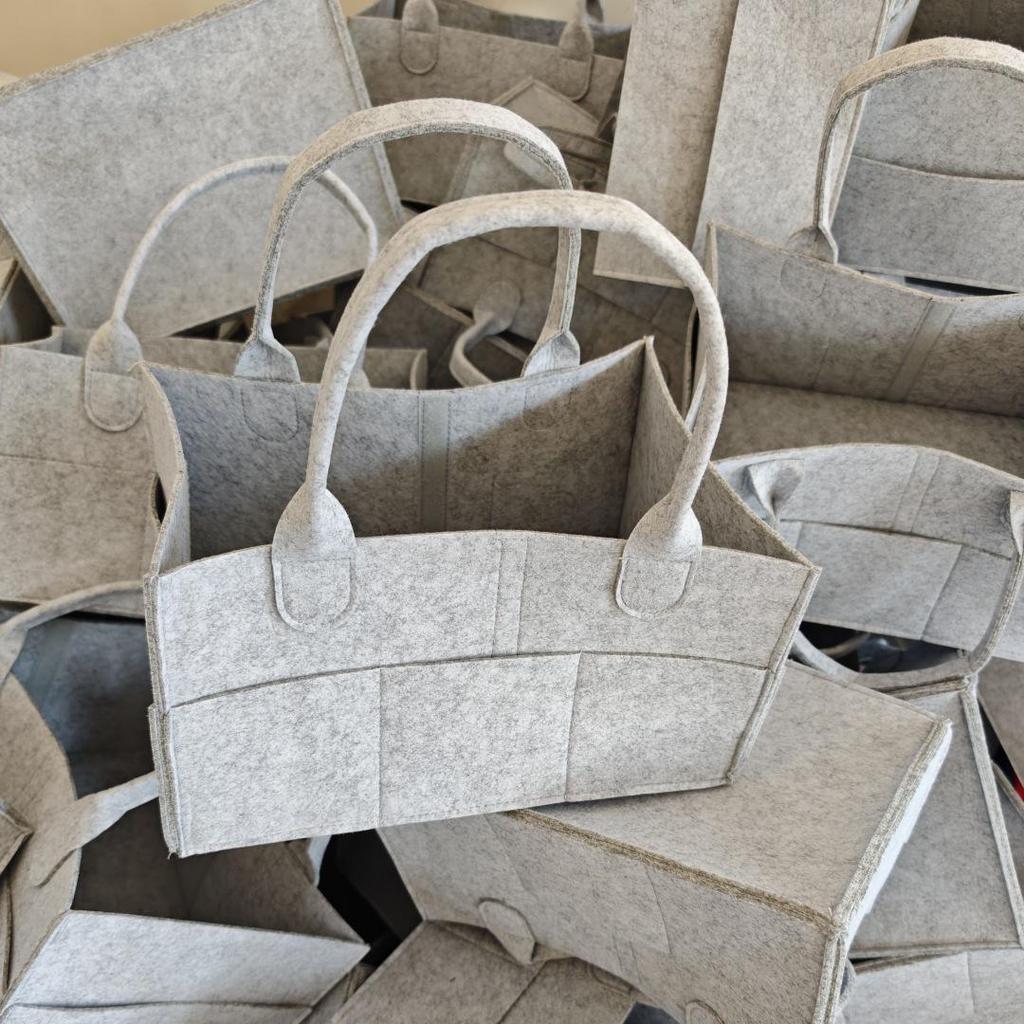 Large Capacity Travel Diaper Bag: Mother and Baby Storage Handbag