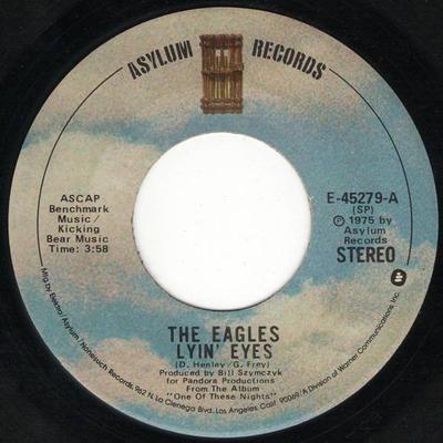 7-дюймовая пластинка EAGLES - Lyin' Eyes E45279 Asylum Records 1975 США Рок Б/У