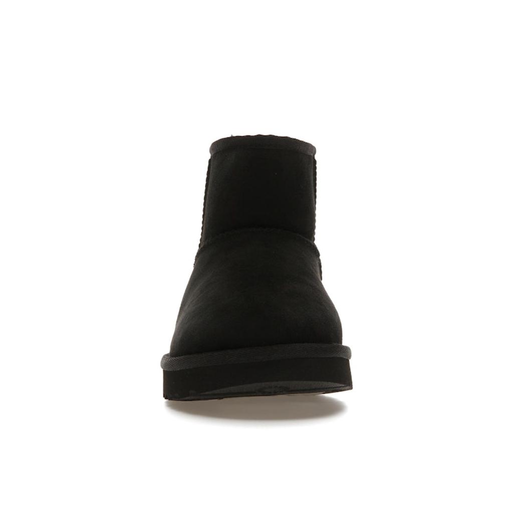 UGG Классические женские кроссовки Mini II Boot черного цвета 1016222-BLK