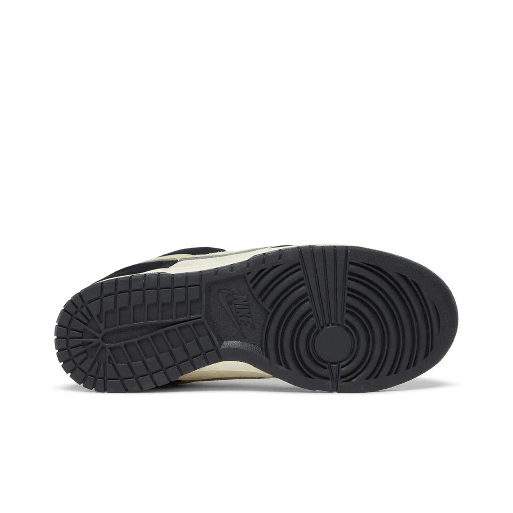 Nike Womens Dunk Low LX 'Black Suede' (women's sizes) Black / Team Gold / Coconut Milk Skate Shoes DV3054 001