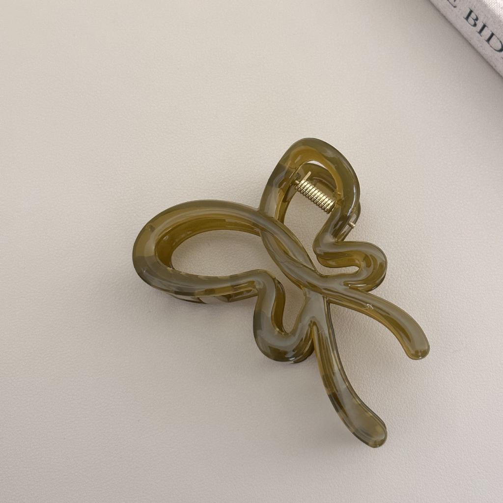 Large Hollow Butterfly Hair Claw Clips Headwear for Women Girl Korean Bow Ribbon Shark Ponytail Clip Hairpin Accessories