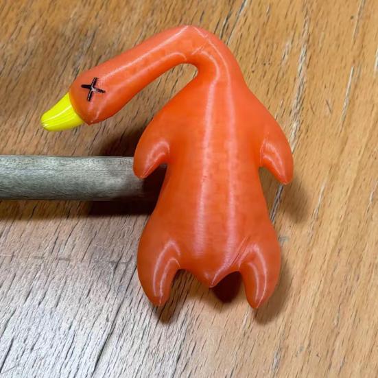 4Pcs Roast Duck Car Pendant Color Changing Duck Swing Ornament UV Temperature Indicator Cute Rearview Mirror Pendant Home Office Decor