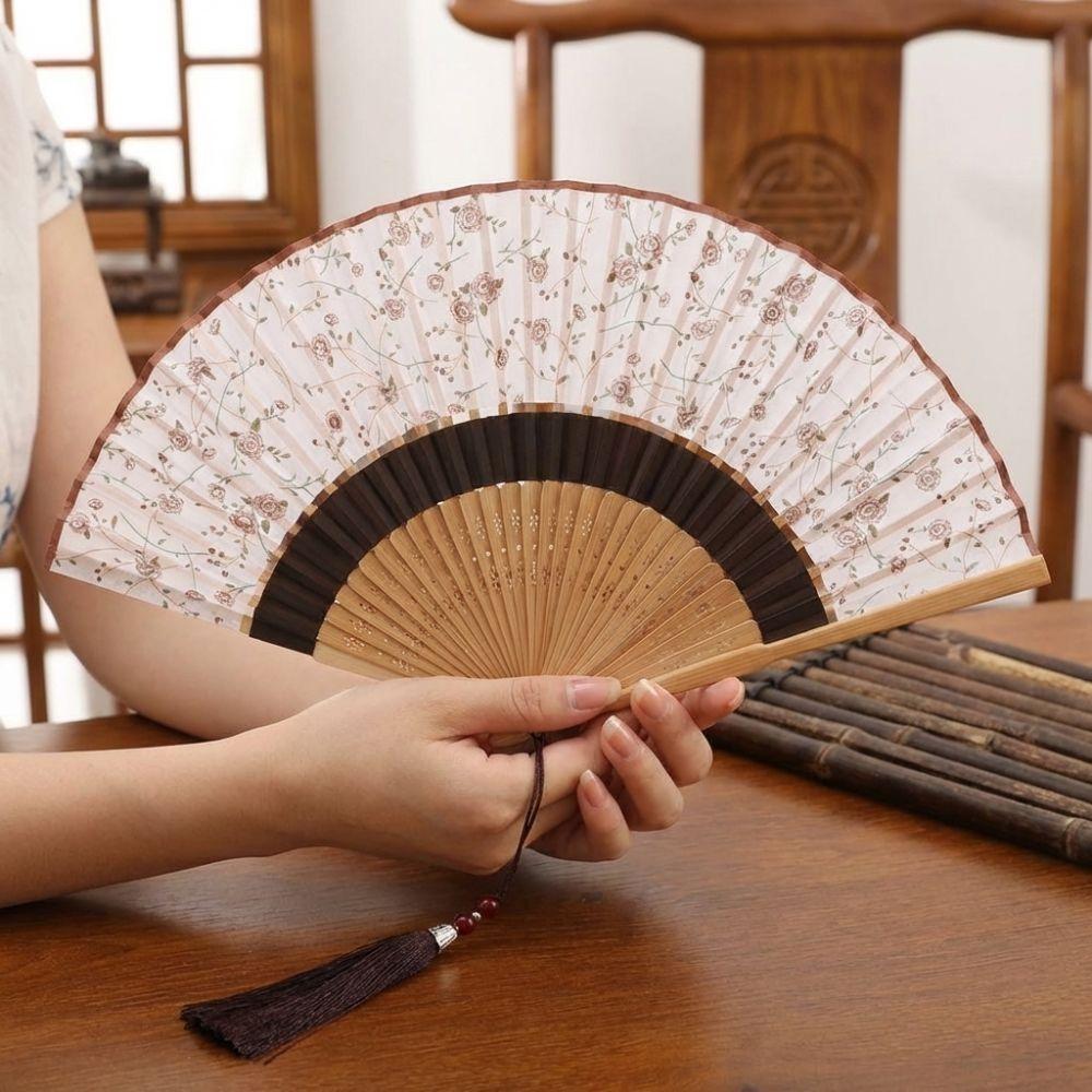 Portable Chinese Style Fan Vintage Bamboo Fan Gift Fan Folding Fan Scenic Area