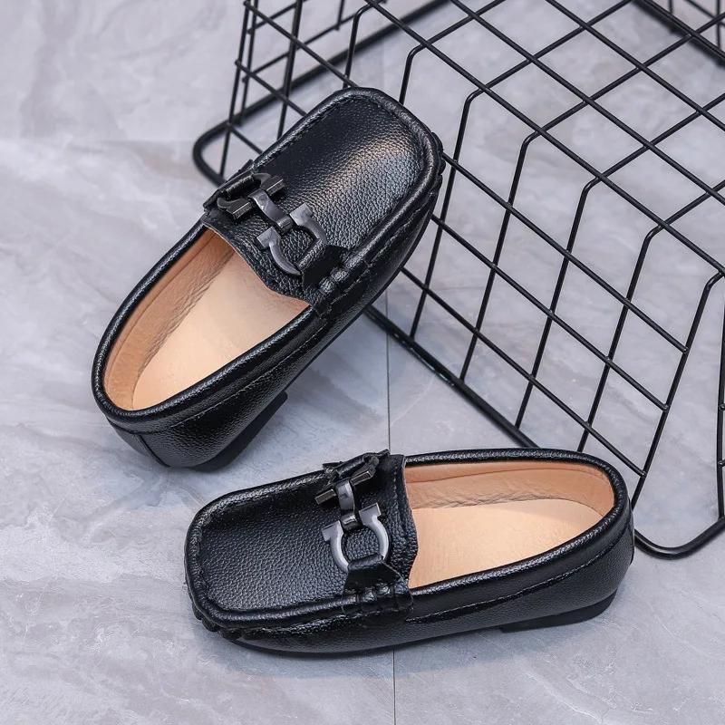 Boys Loafers Children Casual Sneakers Slip-on Flats for Toddlers Boy Kids Leather Shoes Metal Chains Moccasin Formal Casual Soft