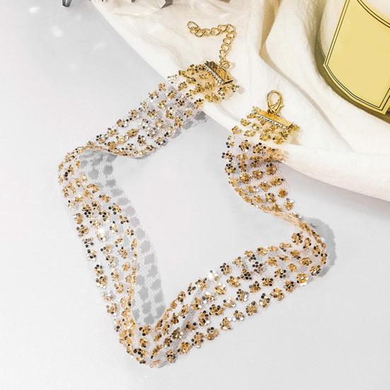 Прочное ожерелье-чокер с привлекательным портативным декором из пайеток