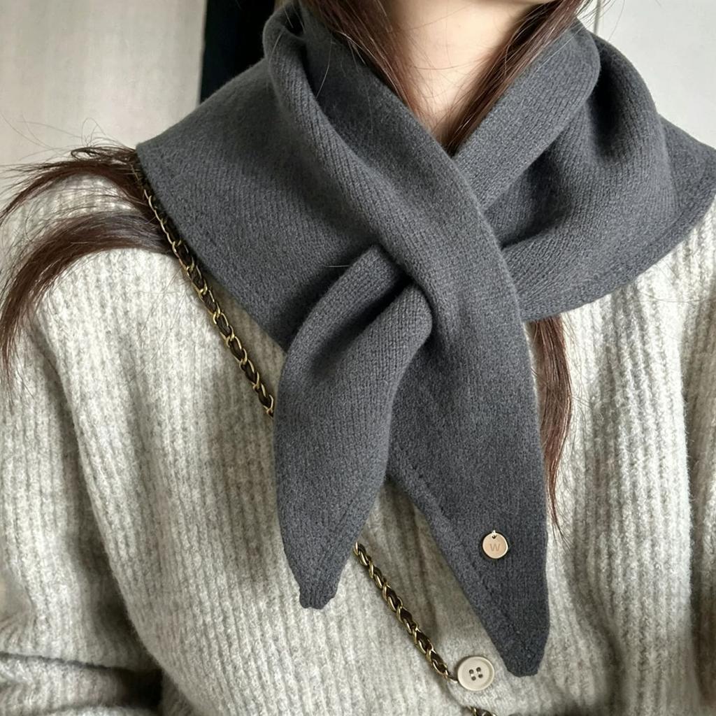 Knitted small scarf women's autumn and winter high sense versatile solid color triangle scarf fashion shawl lazy cross scarf