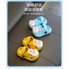 Children's summer cartoon clogs for boys and girls, suitable for indoor and outdoor wear, with a soft, non-slip sole and closed toe design